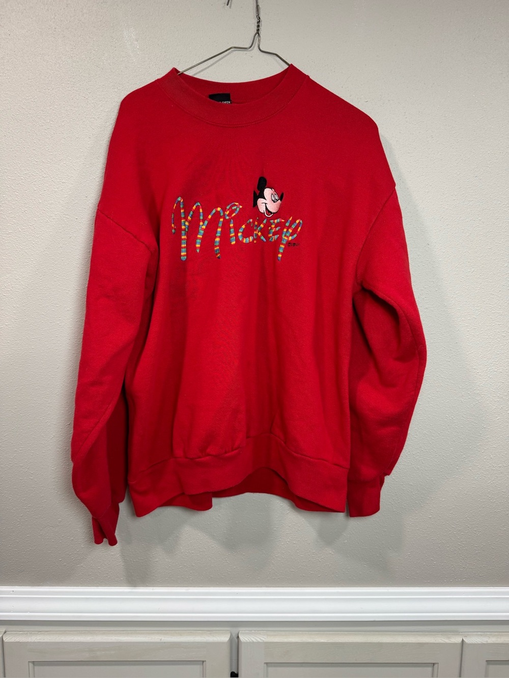 Disney Vintage 90’s Red Mickey Crewneck Sweatshirt